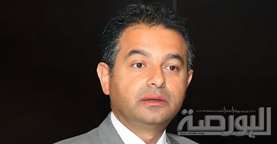 هشام العلايلى رئيس جهاز الاتصالات