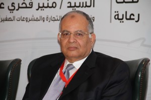 مصطفى حسين رئيس مجلس ادارة مركز معلومات السيارات