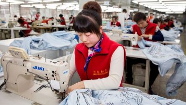 صناعة الملابس فى الصين
