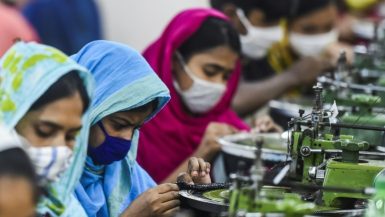 صناعة الملابس في بنجلاديش