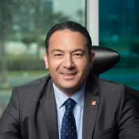 هشام مهران نائب الرئيس التنفيذى لقطاع الأعمال فى أورنج مصر